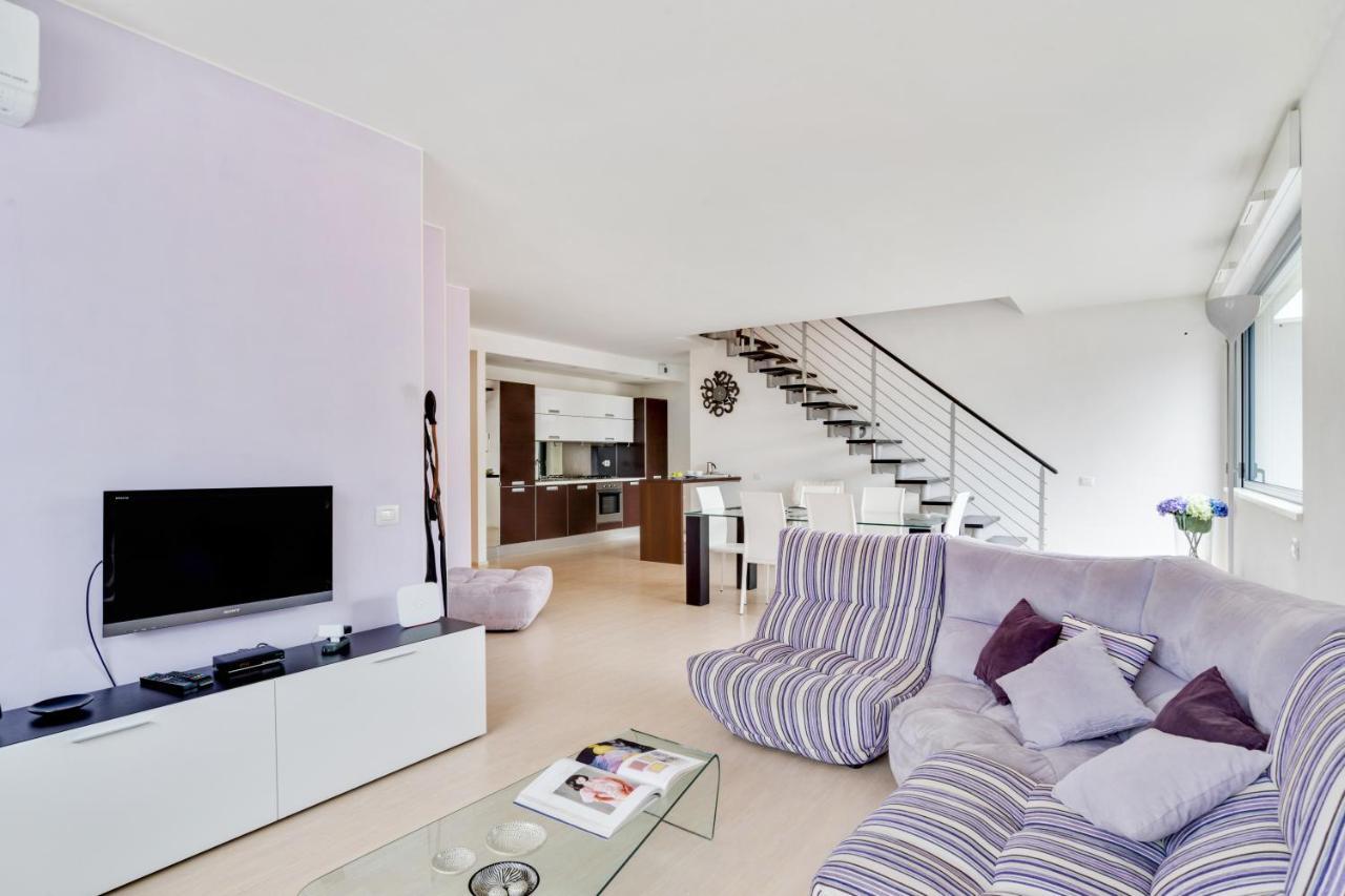 La Perla Apartment Como Bagian luar foto